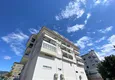 Kupić Umeblowane mieszkanie w dzielnicy Kestel z przeszklonym balkonem i widokiem na góry 4