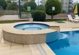 Купить Квартира 1+1 с мебелью, застекленным балконом, видом на море, горы и Кале в районе Джикджилли, Алания 3