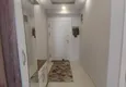 Dostępny zakup Apartament 2+1 z meblami i dwoma przeszklonymi balkonami 450 metrów od morza - Mahmutlar 1