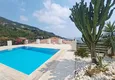 Buy Three-storey private villa with furniture from the owner - Alanya, Bektash district. Suitable for a residence permit 3
