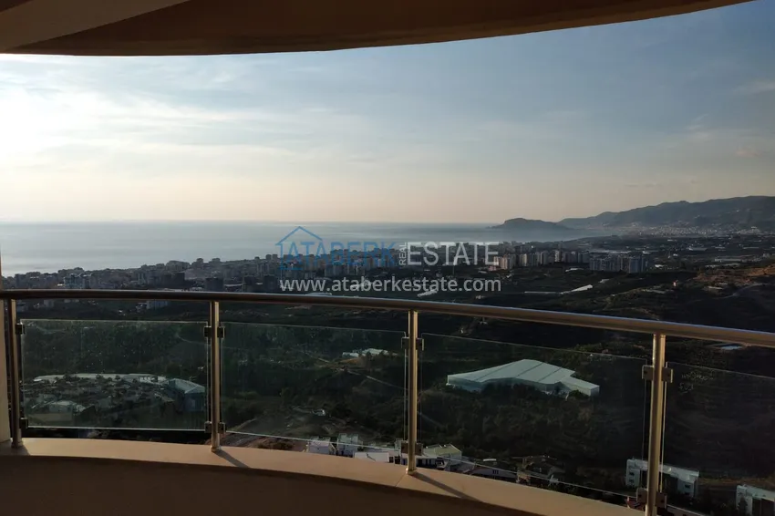 Furnished duplex flat in elite complex in Mahmutlar 2