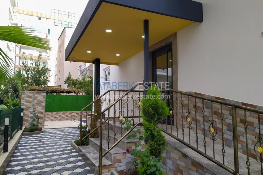 Rent a penthouse duplex in Mahmutlar by the sea — cheap No. 17 8 