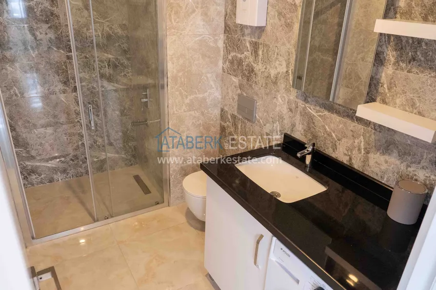 Purchase Three-room apartment for rent in the center of Alanya, Cleopatra A-13 beach area 14