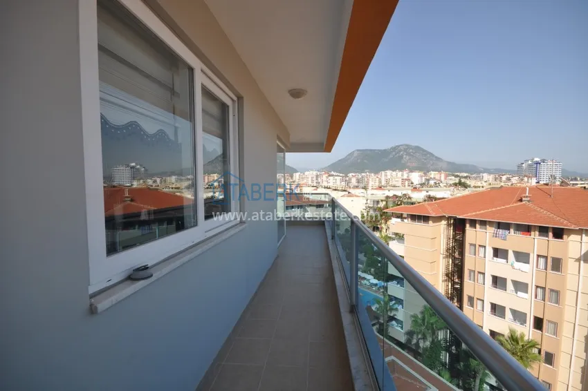 Kupuj Dwupoziomowy penthouse w Tosmur jest przestronny z meblami i widokiem na morze 21 