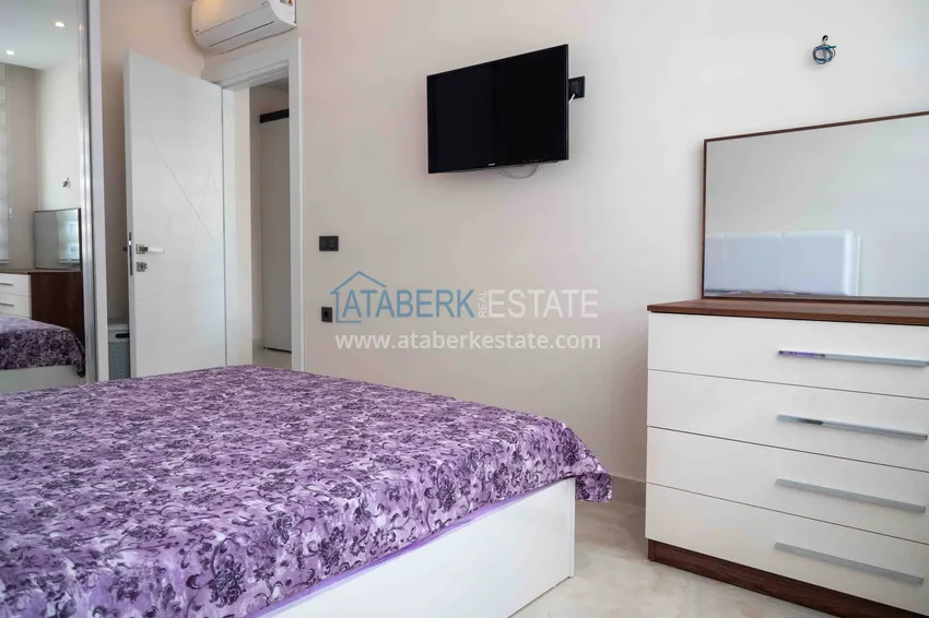 Purchase Three-room apartment for rent in the center of Alanya, Cleopatra A-13 beach area 23