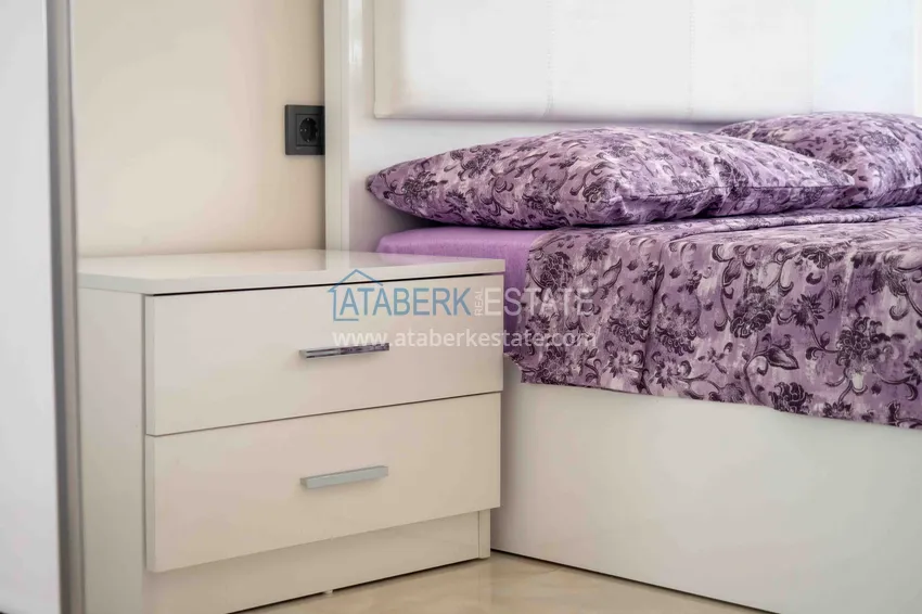 Purchase Three-room apartment for rent in the center of Alanya, Cleopatra A-13 beach area 25