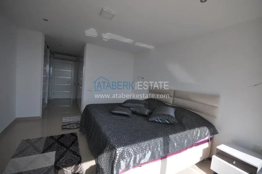 Kupuj Dwupoziomowy penthouse w Tosmur jest przestronny z meblami i widokiem na morze 30 