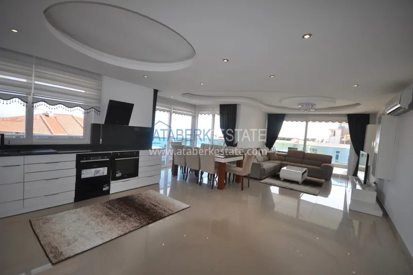 Kupuj Dwupoziomowy penthouse w Tosmur jest przestronny z meblami i widokiem na morze 2 