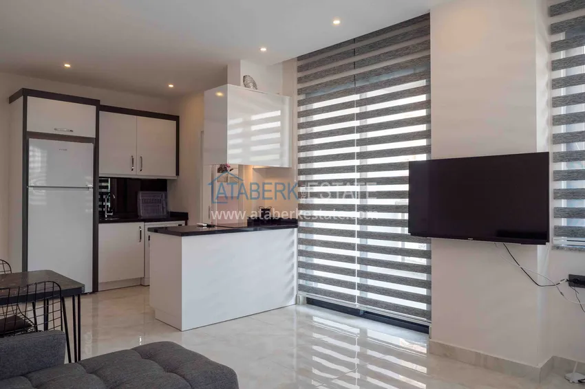 Purchase Three-room apartment for rent in the center of Alanya, Cleopatra A-13 beach area 4