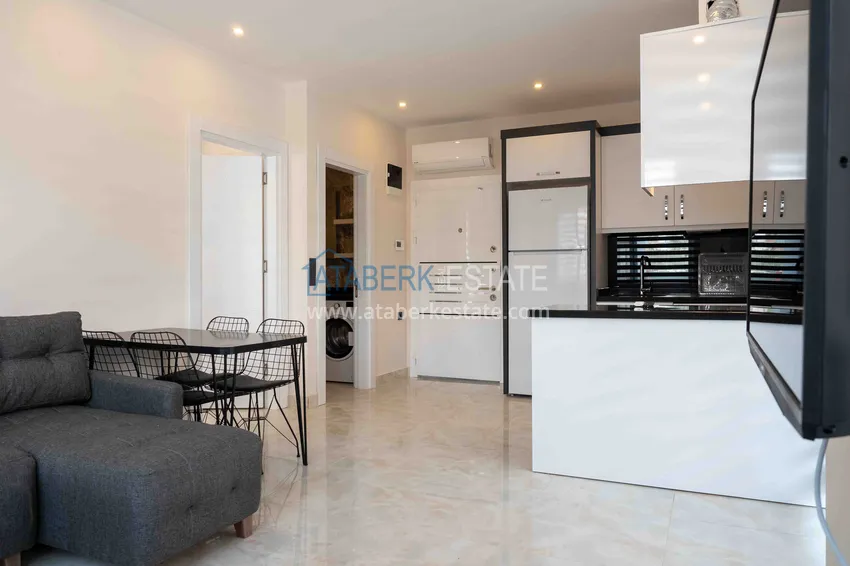 Purchase Three-room apartment for rent in the center of Alanya, Cleopatra A-13 beach area 7