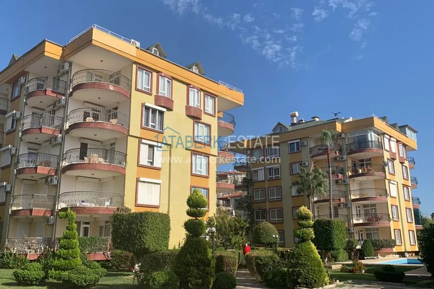 Apartament w Kestel z meblami w kompleksie na pierwszej linii brzegowej 2