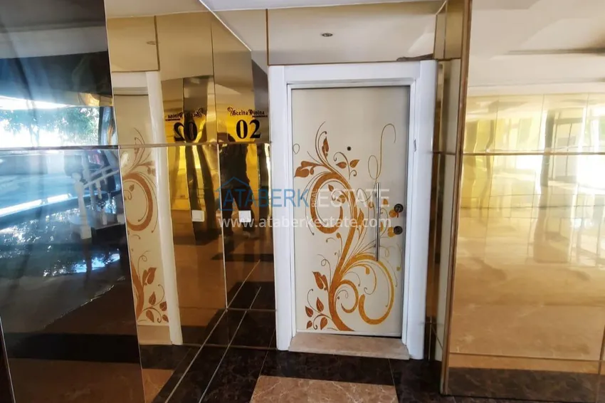 Umeblowane apartamenty w Kestel z widokiem na morze w kompleksie mieszkalnym 11