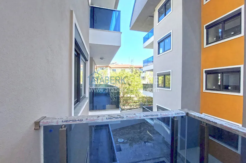Kupuj Apartament w centrum Alanyi - strefa plaży Keykubat w nowym nowoczesnym kompleksie 9