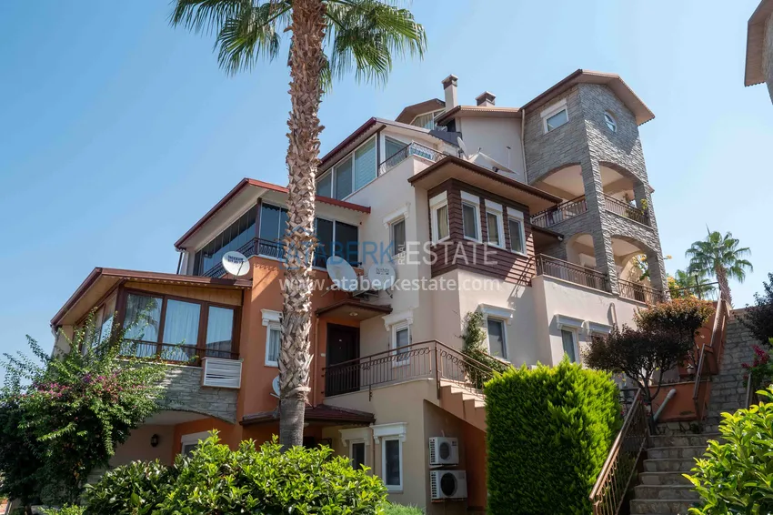 Apartment with furniture, private sauna and sea view in a townhouse – Alanya, Avsallar 13