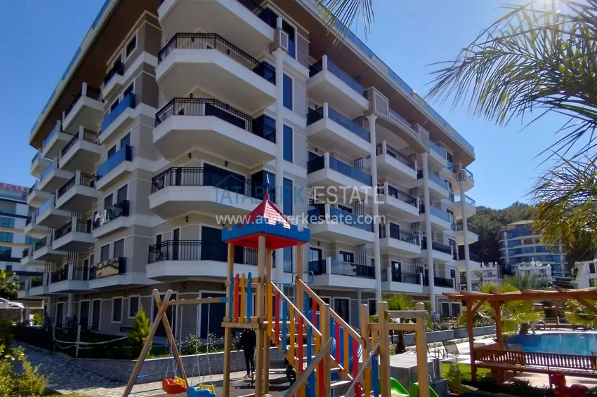 2+1 apartment with high-quality finishing and open sea views in an exclusive complex — Alanya, Kargicak 12 