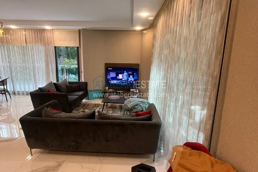 Purchase 3+1 garden duplex in a complex on the beachfront, Kargicak — Alanya 2