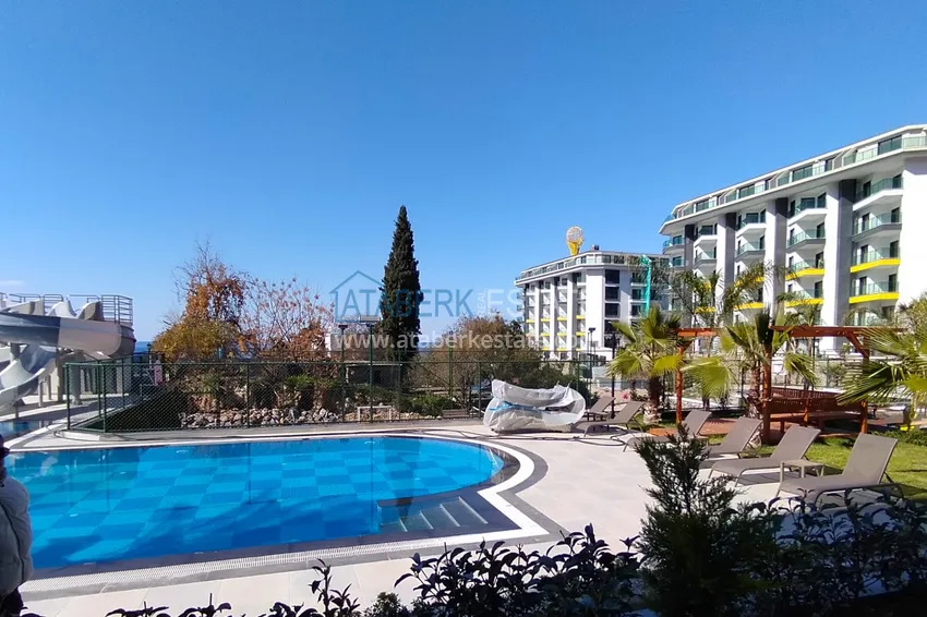 2+1 apartment with high-quality finishing and open sea views in an exclusive complex — Alanya, Kargicak 6 