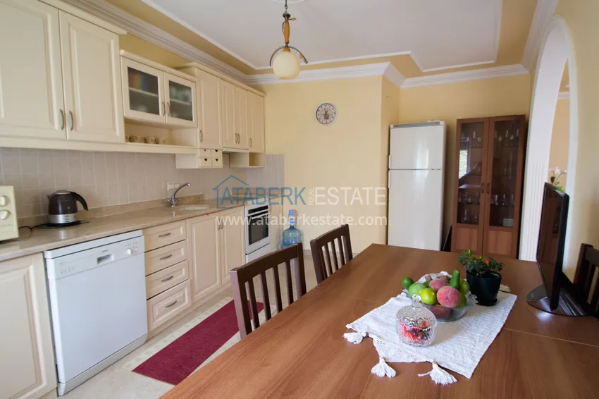Purchase Apartment 3+1 with furniture, mountain and sea views — Alanya, Mahmutlar district 9