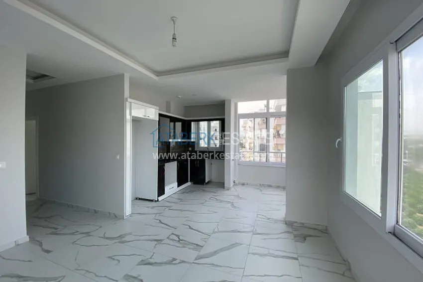 Purchase Three-room apartment with mountain views in Tomyuk-Mersin area 3 