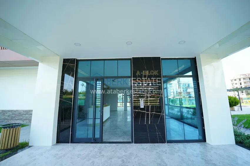 Apartment with new furniture and high-quality finishing in the Kestel area on the seafront 10