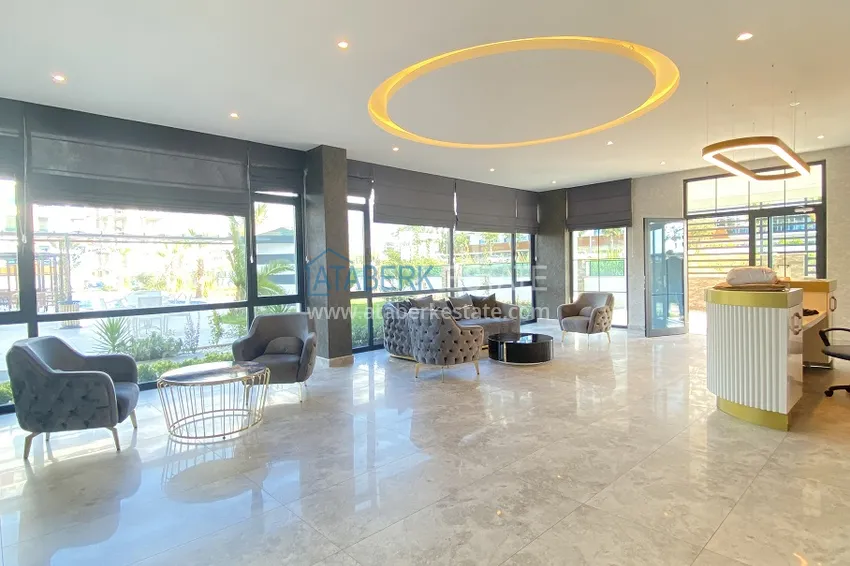 Apartment with new furniture and high-quality finishing in the Kestel area on the seafront 11