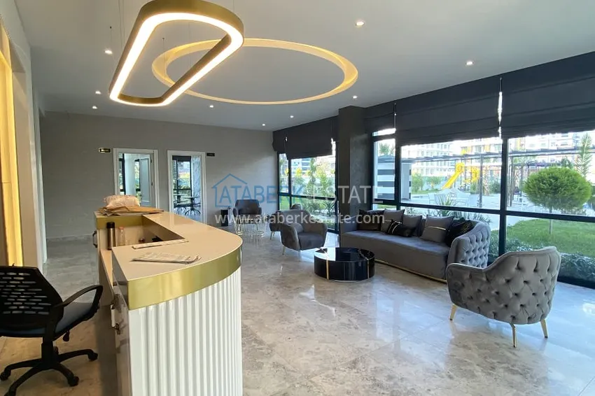 Apartment with new furniture and high-quality finishing in the Kestel area on the seafront 12
