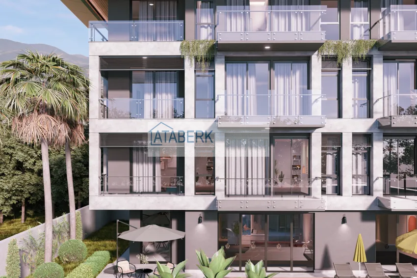 Elite complex at the start of construction in the center of Alanya 3 