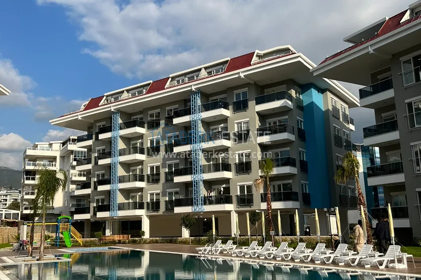 Duplex penthouse with sea views in the Kestel area in an ultra-luxury complex with a private beach B-20 1