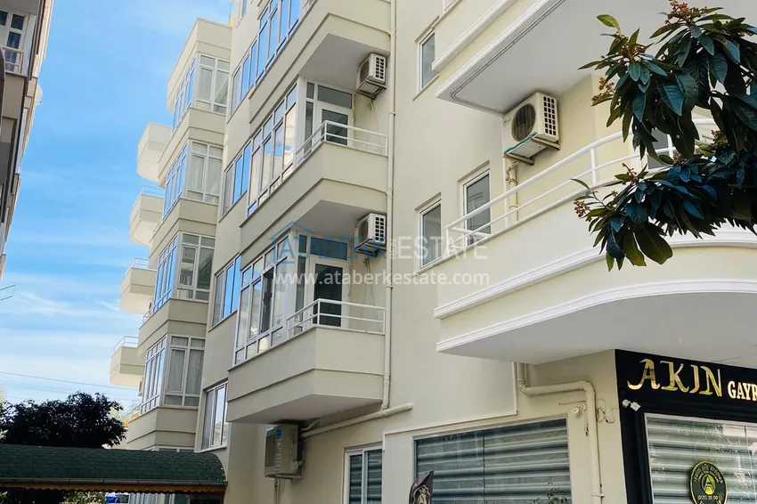 One-bedroom apartment for rent in the center of Alanya with mountain views No. 17 3