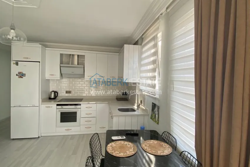 Purchase One-bedroom apartment for rent in the center of Alanya with mountain views No. 17 5