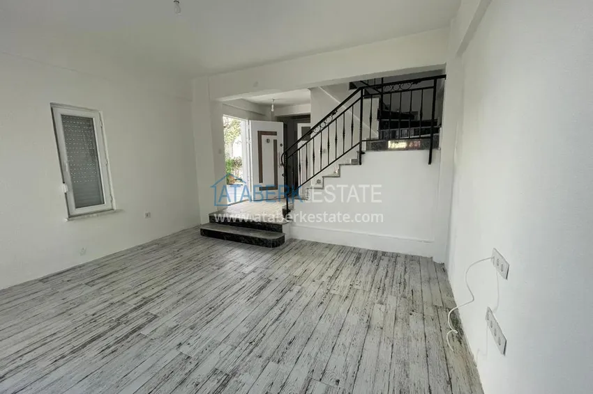 Purchase 2+1 two-story villa with garden and sea view - Yeşilyoz district, Alanya 1