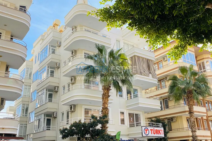 One-bedroom apartment for rent in the center of Alanya with mountain views No. 17 5