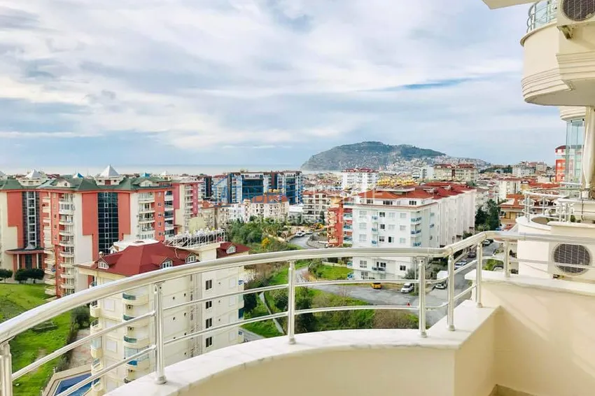 Purchase Furnished 1+1 apartment overlooking the sea and the historical fortress, Cikcilli district — Alanya 11