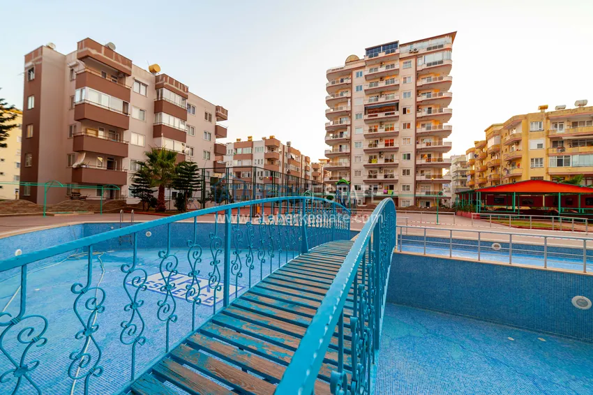 One bedroom apartment in Mahmutlar furnished with open sea views 9