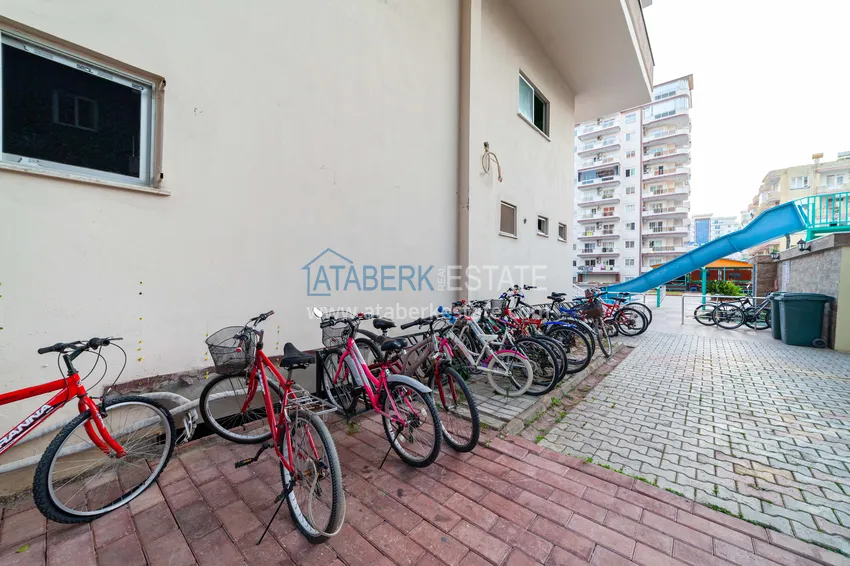 One bedroom apartment in Mahmutlar furnished with open sea views 12