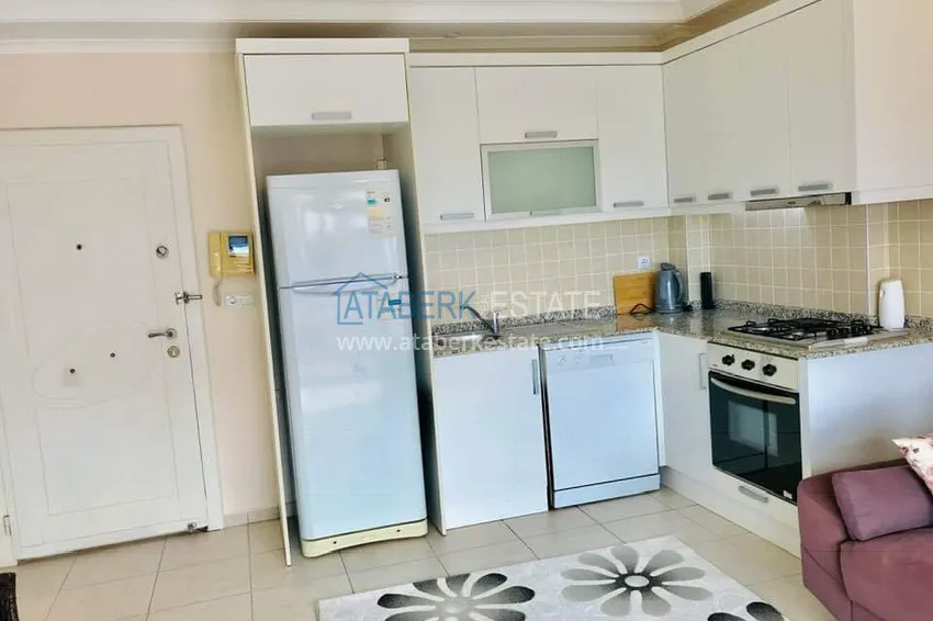 Purchase Furnished 1+1 apartment overlooking the sea and the historical fortress, Cikcilli district — Alanya 4