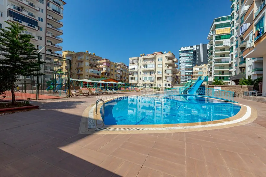 One bedroom apartment in Mahmutlar furnished with open sea views 4