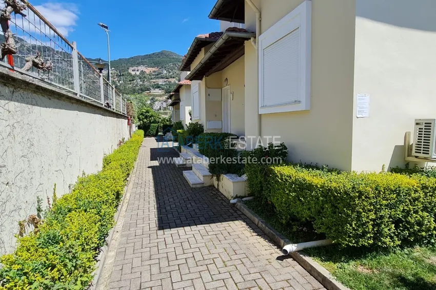 Two-story 2+1 villa in Alanya in a mountain cottage complex, the area is open for a residence permit 8