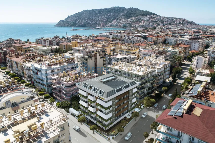 One bedroom apartment in the center of Alanya, 250 meters from the sea 1 