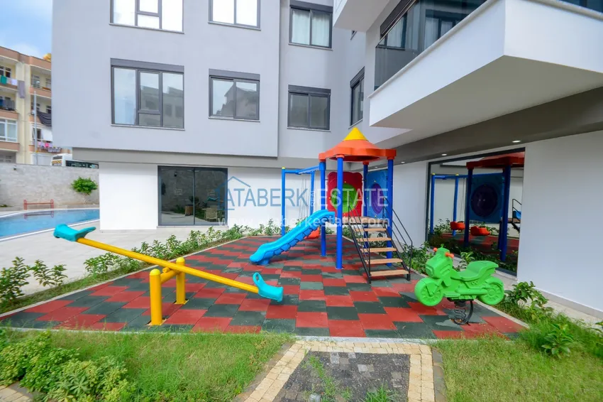 Furnished apartment in the center of Alanya, three-room with glazed balcony 14