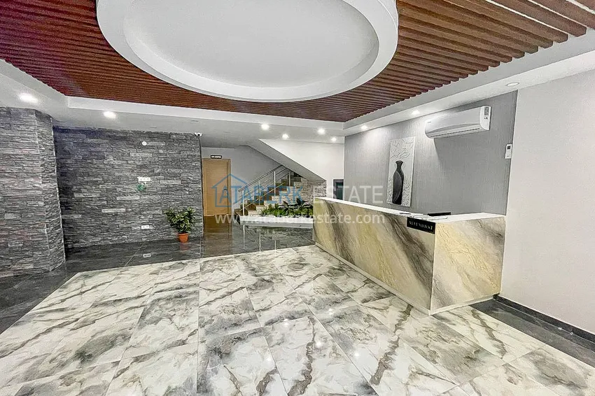 Furnished apartment in the center of Alanya, three-room with glazed balcony 17