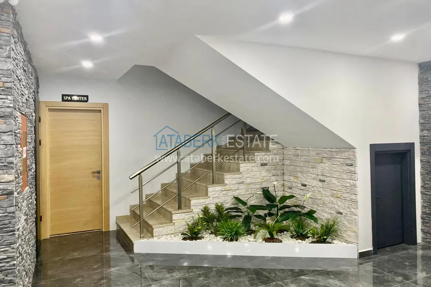 Furnished apartment in the center of Alanya, three-room with glazed balcony 19