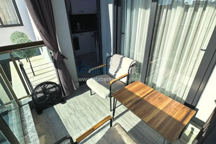Purchase Furnished apartment in the center of Alanya, three-room with glazed balcony 15