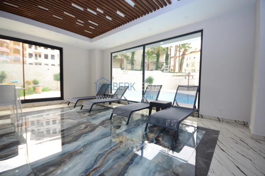 Furnished apartment in the center of Alanya, three-room with glazed balcony 21