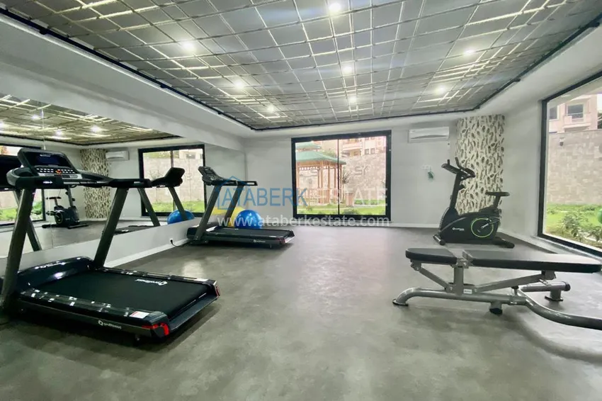 Furnished apartment in the center of Alanya, three-room with glazed balcony 23