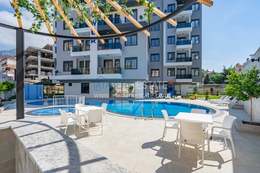 Furnished apartment in the center of Alanya, three-room with glazed balcony 3