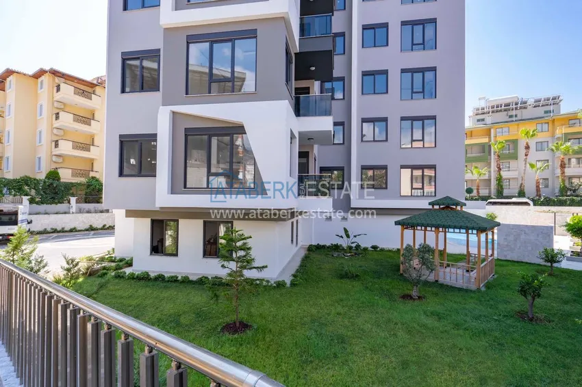 Furnished apartment in the center of Alanya, three-room with glazed balcony 4