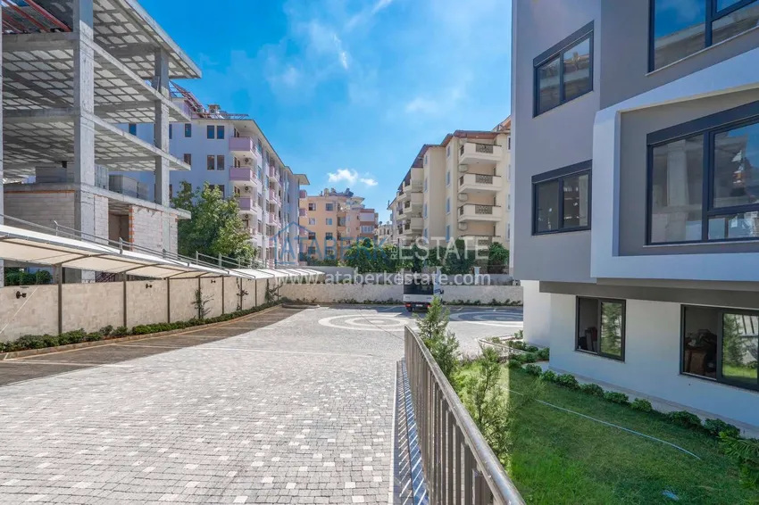 Furnished apartment in the center of Alanya, three-room with glazed balcony 5