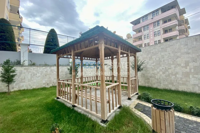 Furnished apartment in the center of Alanya, three-room with glazed balcony 10