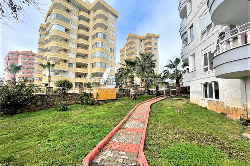 Umeblowany duplex z basenem na tarasie w Tosmur, Alanya 8